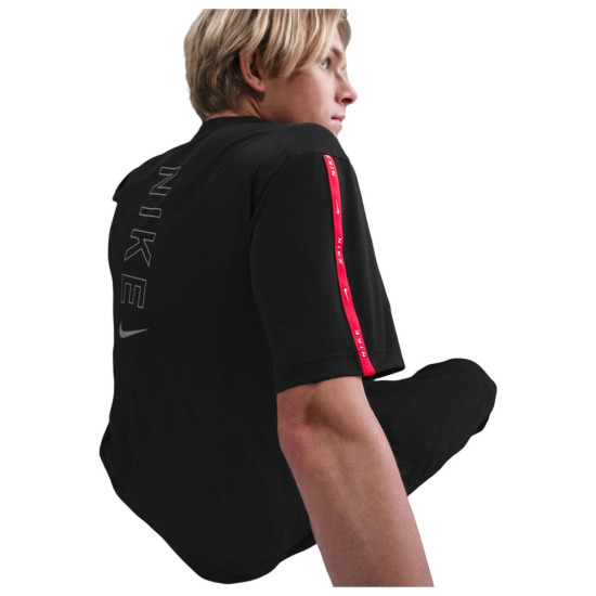 Nike Ανδρική κοντομάνικη μπλούζα Sportswear Club Sustainable Dri-FIT T-Shirt